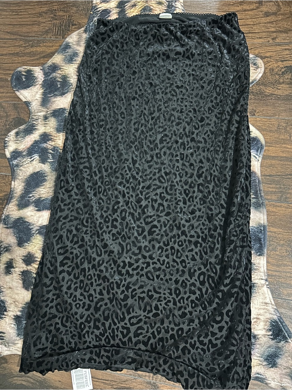 Black Leopard-Print Midi Skirt